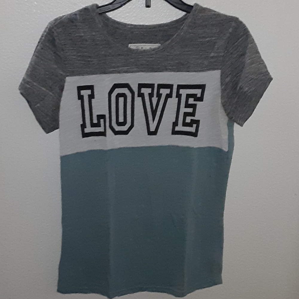 LOVE tee